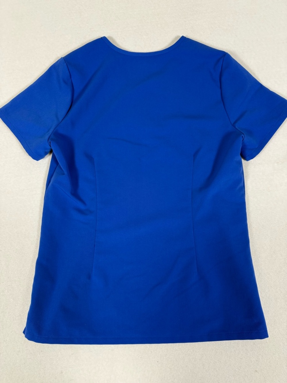 FIGS Women’s Catarina One Pocket Scrub Top Royal Blue Size Small - Picture 6 of 6